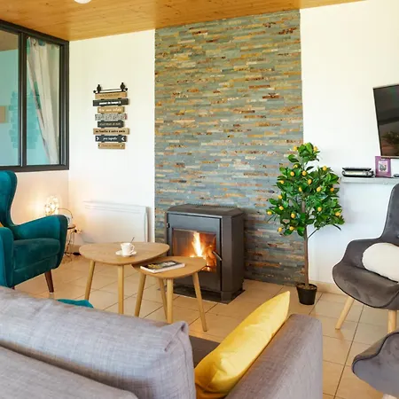 Vue Mt-st-michel, élégance, Calme Et Baby-foot Bonzini *