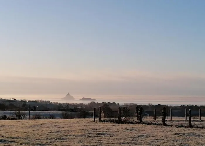 Vue Mt-st-michel, élégance, Calme Et Baby-foot Bonzini Сasa de vacaciones