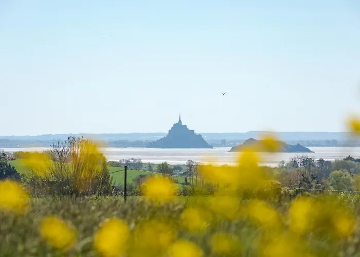 Vue Mt-st-michel, élégance, Calme Et Baby-foot Bonzini Сasa de vacaciones *