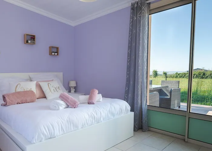 Сasa de vacaciones Vue Mt-st-michel, élégance, Calme Et Baby-foot Bonzini *